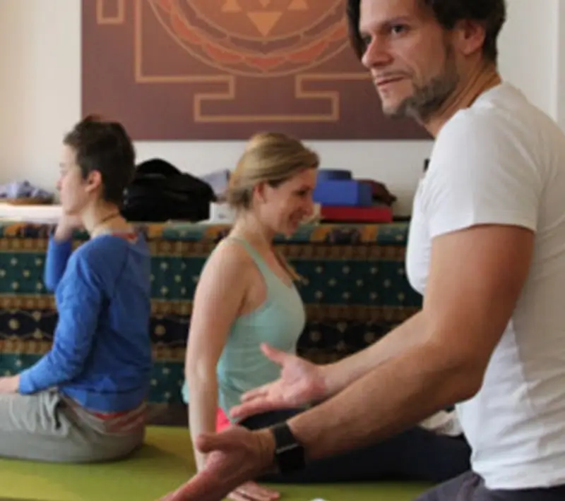 200h Yoga Ausbildung UNIT Yoga